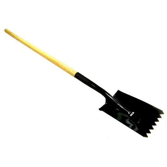 Wood Handle Spade with Fulcrum