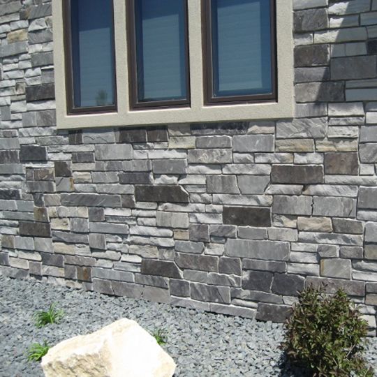 Rock-It Natural Stone Blackhorse Flat - Sold per Sq. Ft.